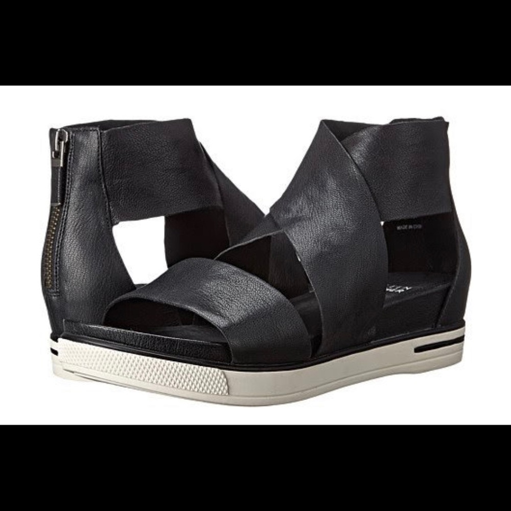 BRAND NEW Eileen Fisher Sport Platform Sandal